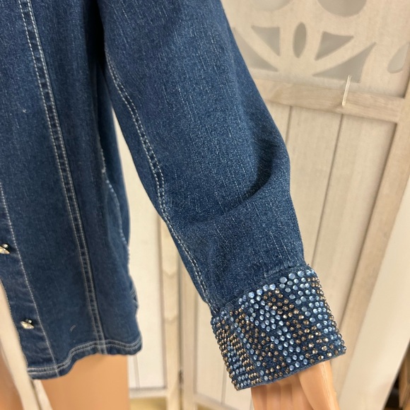 Quacker Factory Denim Jacket with Sequins White Stitch Collar Size 1X - Picture 4 of 10